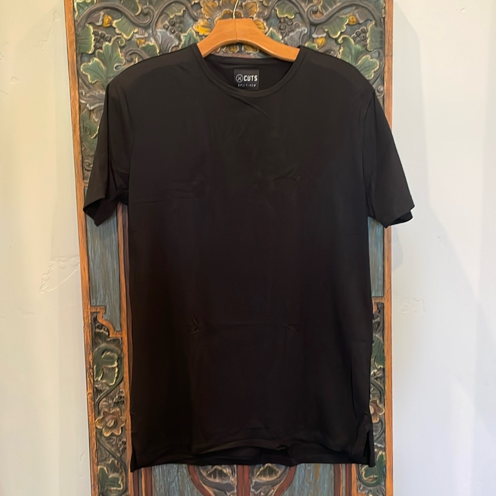 NWT CUTS CLOTHING SPLIT HEM BLACK MEN’S MEDIUM